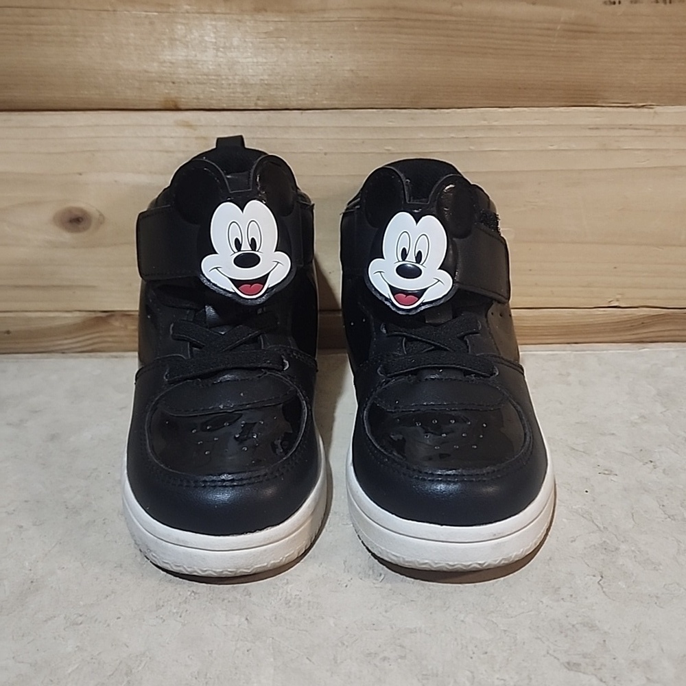 H&M Mickey Mouse Shoes Kids Size 6.5 Toddler